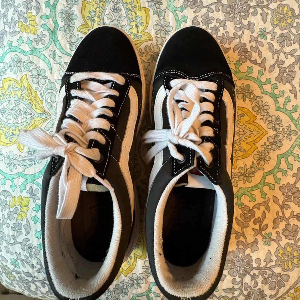 Vans Old Skool Black and White Sneakers